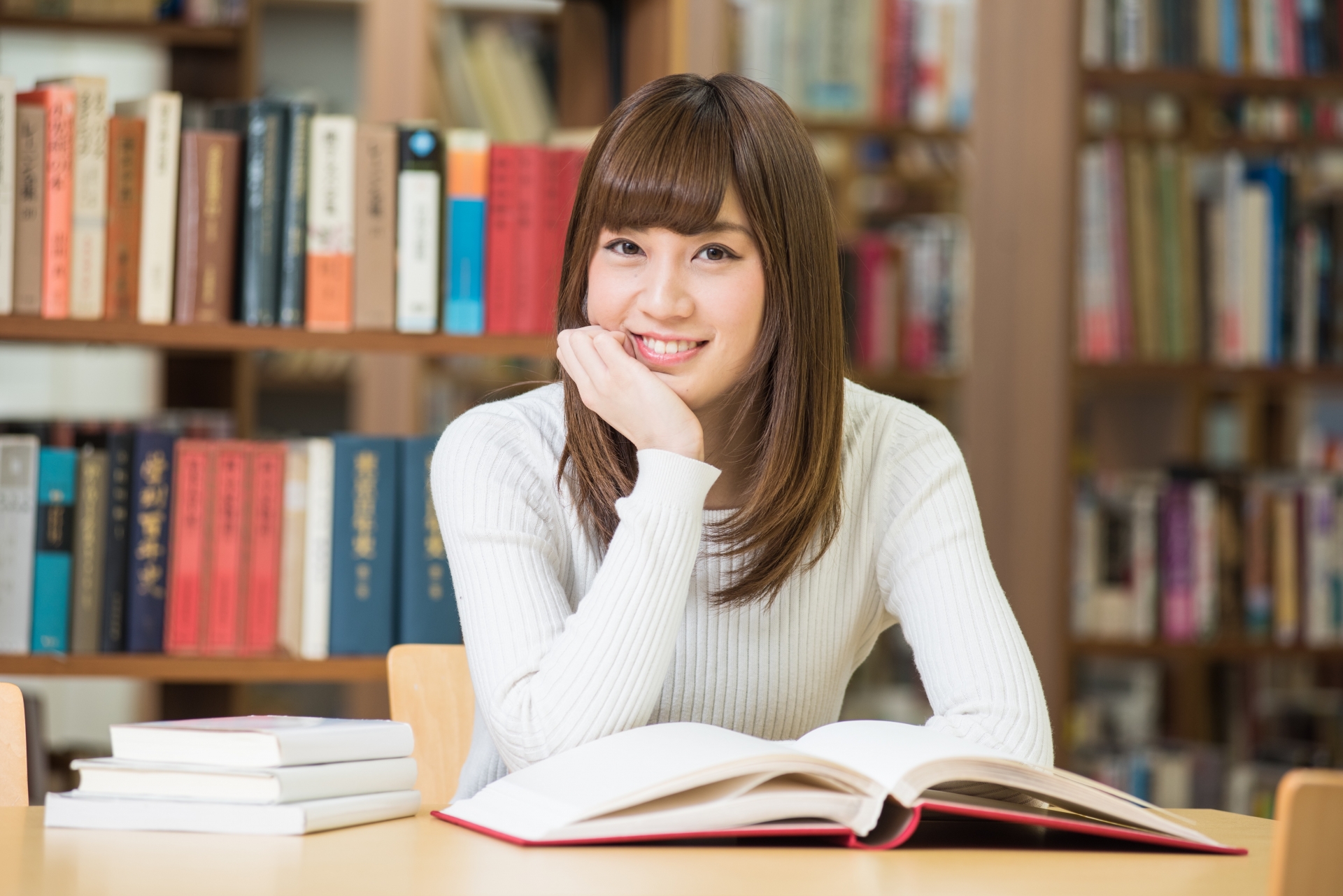 「女子大に通っていても彼氏は欲しい！出会いから彼氏をつくるまでのポイント6つ」